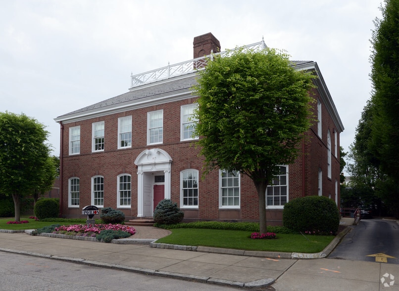 6 Mutual Pl, Providence, RI for lease - Primary Photo - Image 1 of 11