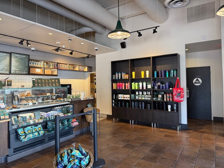 1235 State St, Santa Barbara, CA for lease - Building Photo - Image 3 of 13