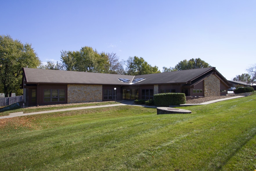 4429 S River Blvd, Independence, MO for sale - Building Photo - Image 2 of 2