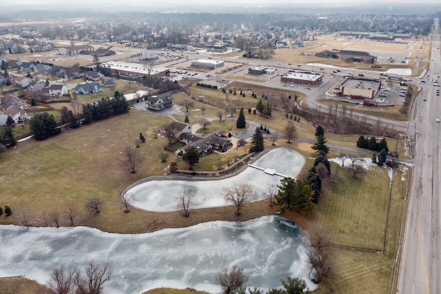 821 S Scott Rd, Fort Wayne, IN for sale - Aerial - Image 2 of 3