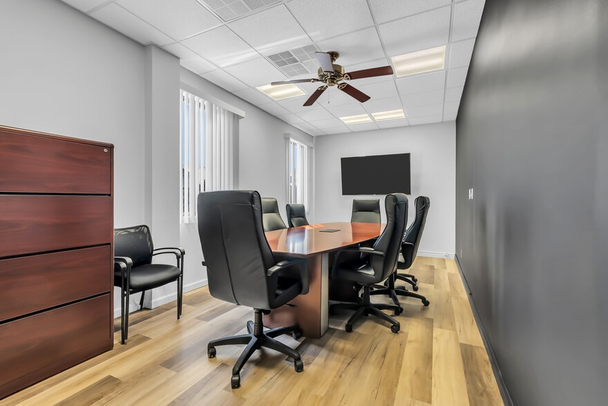 222 Outwater Ln, Garfield, NJ for lease - Building Photo - Image 2 of 13