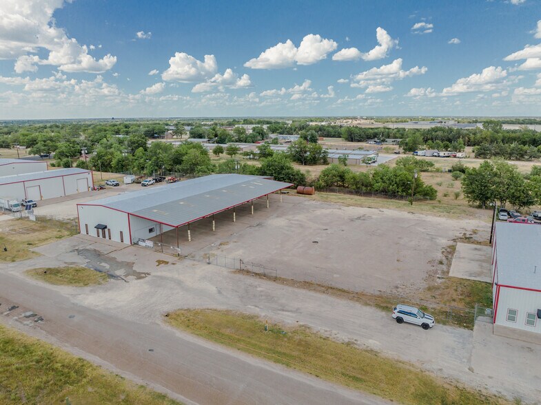 266 Marino Rd, Bryan, TX for sale - Primary Photo - Image 1 of 1