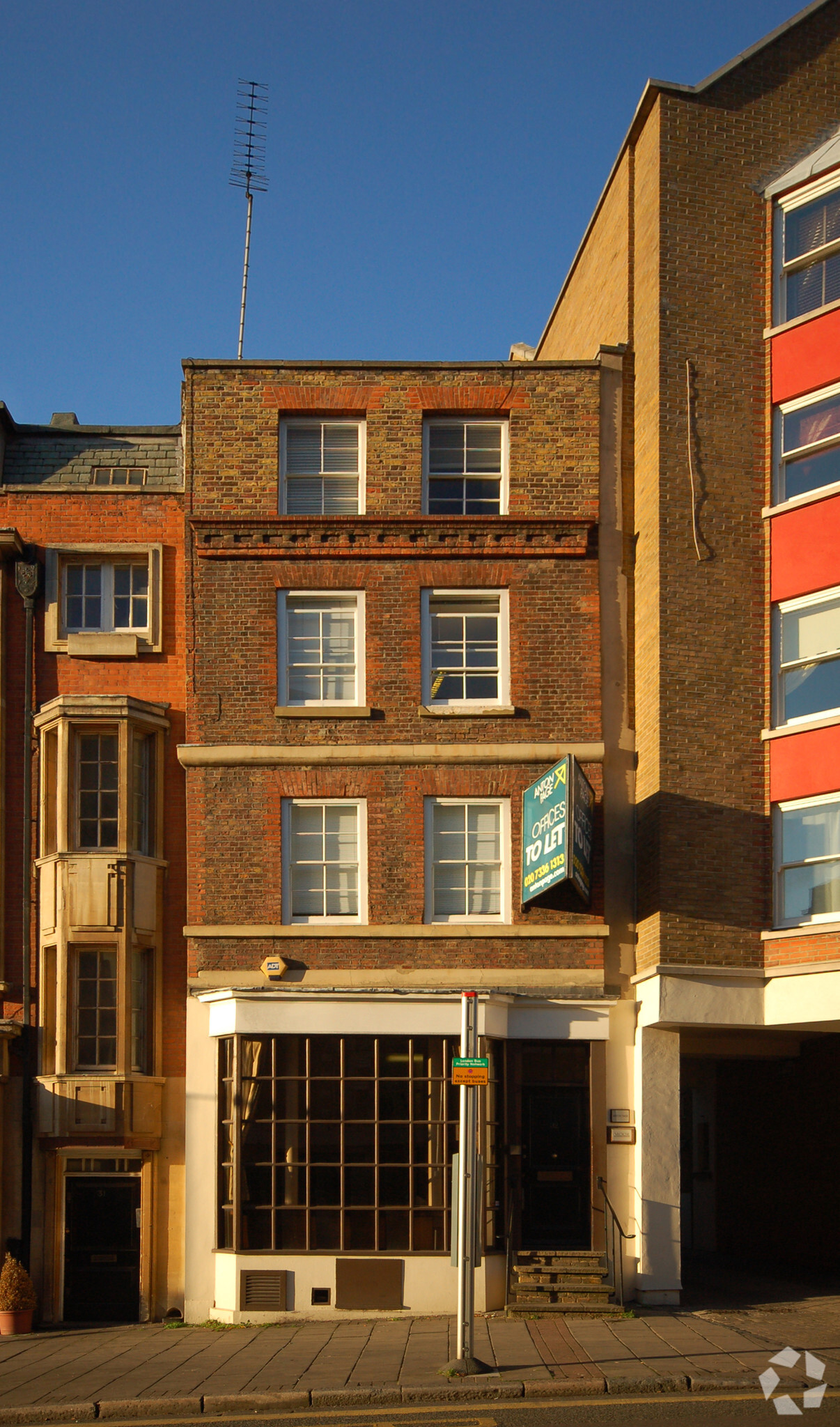 32 Clerkenwell Green, London for sale Primary Photo- Image 1 of 1