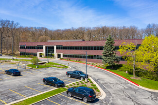 More details for 375 Bishops Way, Brookfield, WI - Office for Lease