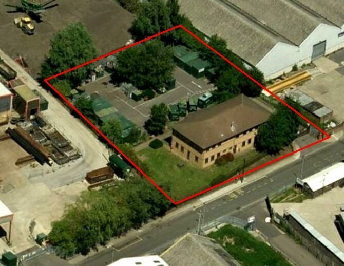 Mulberry Way, Belvedere for sale - Primary Photo - Image 1 of 1