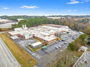 2200 Lithonia Industrial Blvd, Lithonia, GA for lease Building Photo- Image 1 of 11