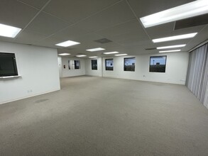 1425 Lakeland Dr, Jackson, MS for lease Interior Photo- Image 1 of 6