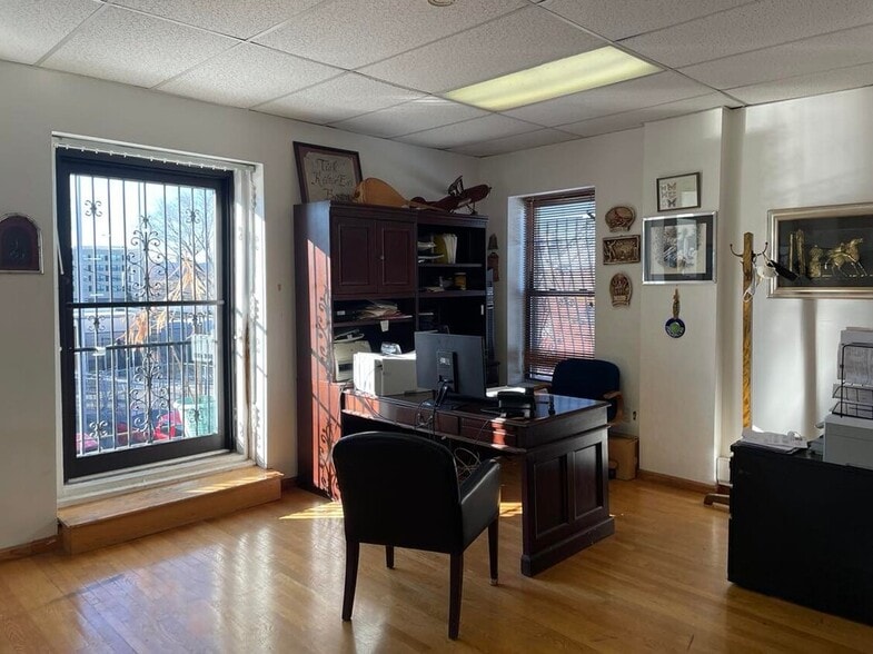 23 Boston St, Boston, MA for lease - Building Photo - Image 3 of 21