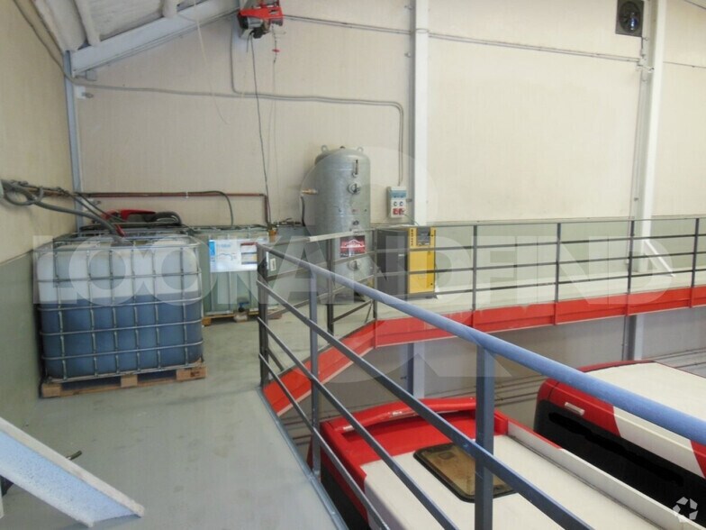 Industrial in Toledo, Toledo for lease - Building Photo - Image 1 of 23