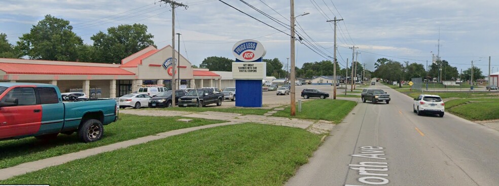 804 E North Ave, Flora, IL for sale - Primary Photo - Image 1 of 4