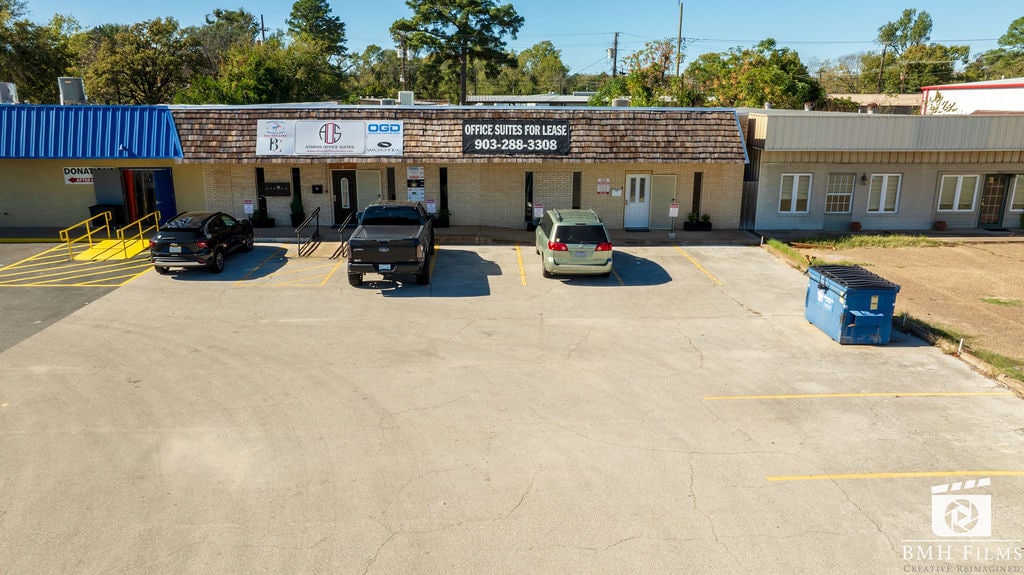 707-709 N Palestine St, Athens, TX for lease Building Photo- Image 1 of 47