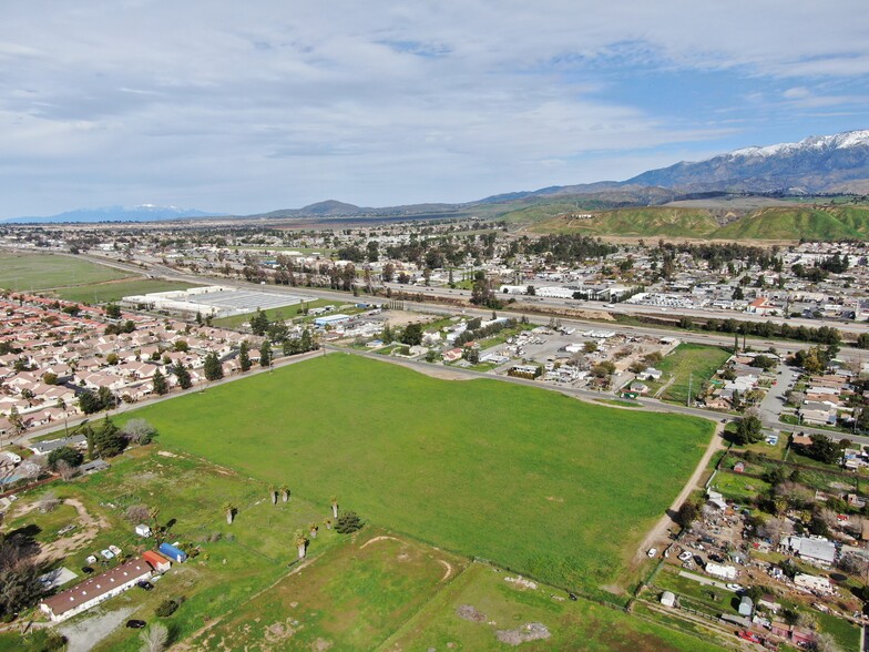 W Lincoln St, Banning, CA for sale - Building Photo - Image 1 of 7