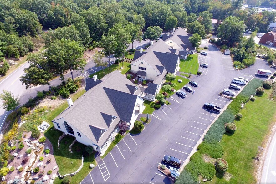 1461 Hooksett Rd, Hooksett, NH 03106 Granite Hill Shoppes Retail and Office