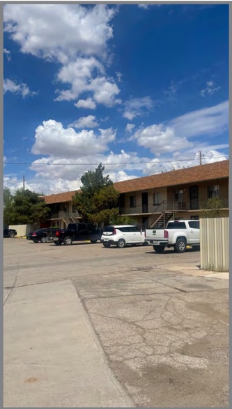 7101 Alameda Ave, El Paso, TX for sale - Building Photo - Image 2 of 14