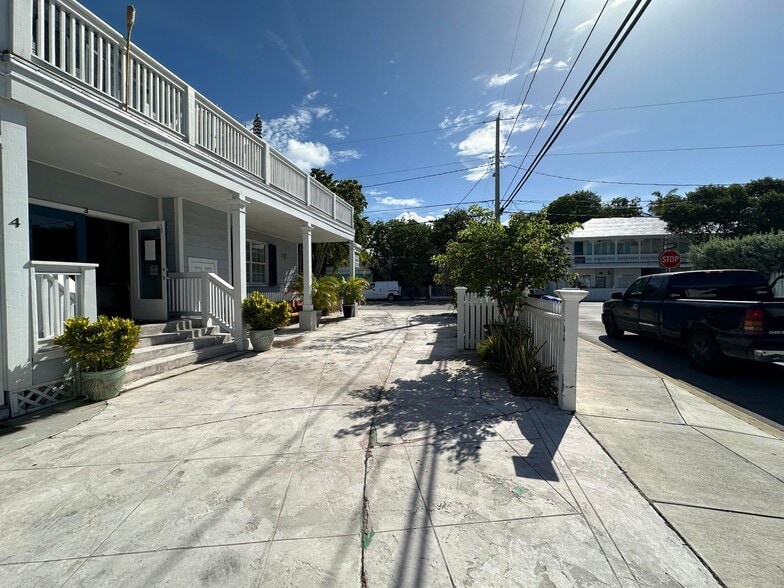 828 White St, Key West, FL for lease - Building Photo - Image 2 of 15