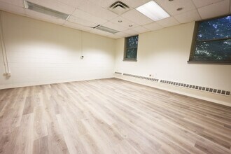 3 3rd St, Bordentown, NJ for lease Interior Photo- Image 1 of 3