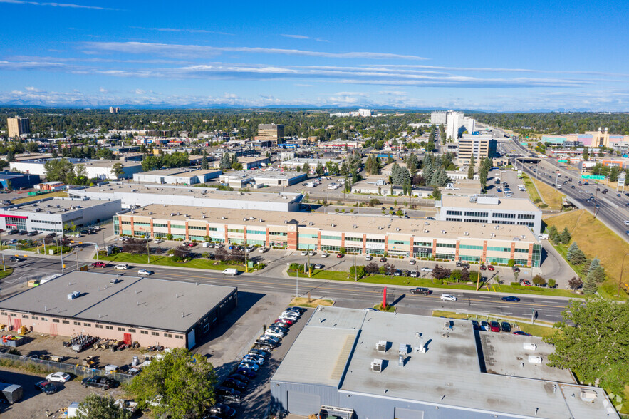 6701-6769 Fairmount Dr SE, Calgary, AB for sale - Aerial - Image 3 of 5