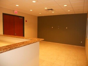 2020 NW 150th Ave, Pembroke Pines, FL for lease Interior Photo- Image 2 of 11