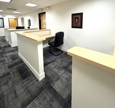 260 Newport Center Dr, Newport Beach, CA for lease Interior Photo- Image 2 of 3