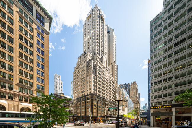 More details for 595 Madison Ave, New York, NY - Office for Lease