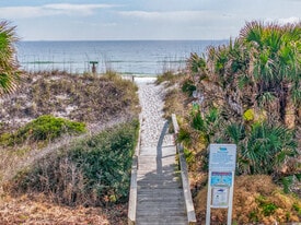 123 Margaret - Tri-plex - Airbnb Property