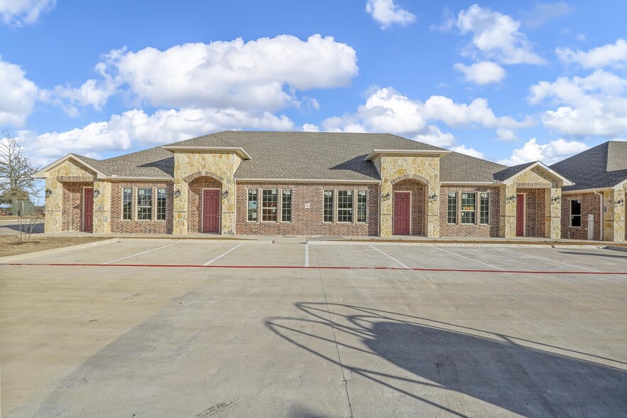 200 Cypress Bend Pky, Princeton, TX for lease - Building Photo - Image 3 of 11