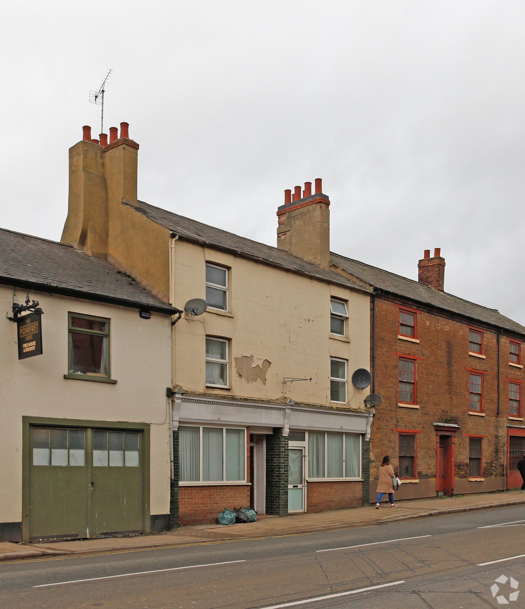 6-8 Cotton End, Northampton for sale Primary Photo- Image 1 of 1