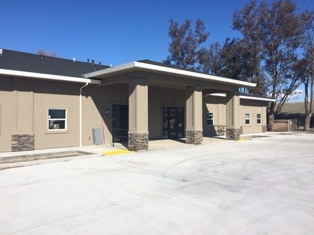 110 Sunrise Blvd, Colusa, CA for lease - Building Photo - Image 2 of 5