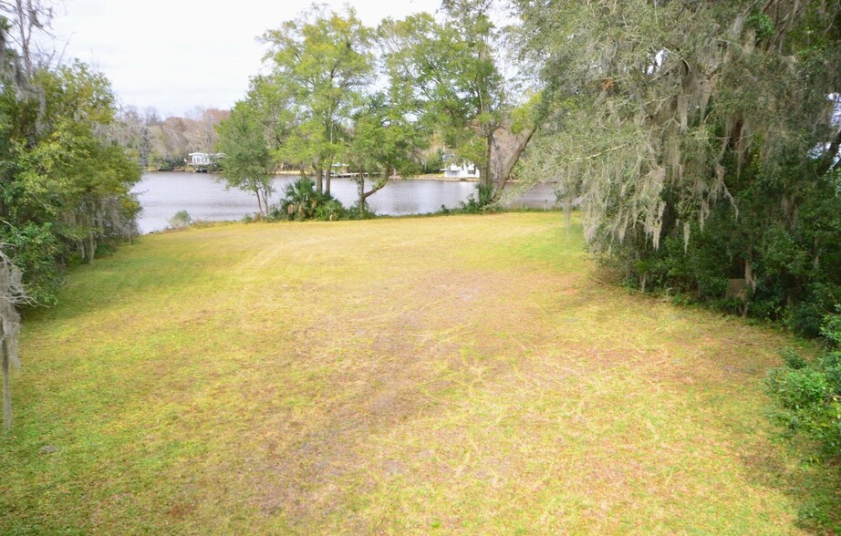 2467 Ormsby Circle cir, Jacksonville, FL for sale - Building Photo - Image 3 of 14