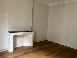 Office in Bordeaux for lease Interior Photo- Image 2 of 4