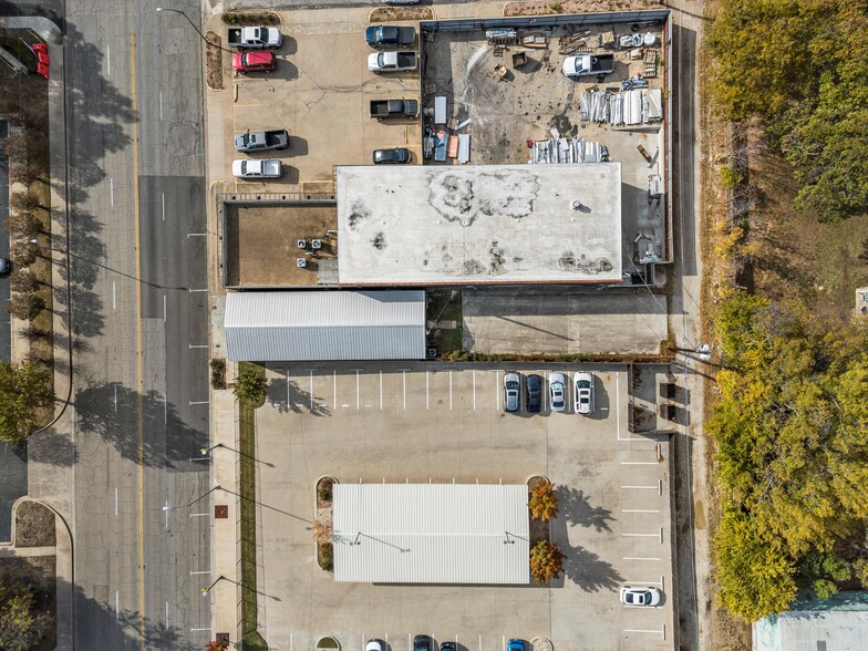 1319 Austin Ave, Waco, TX for lease - Aerial - Image 3 of 6