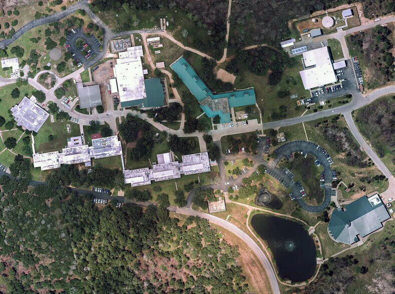 1808 Park Road 1C, Smithville, TX for sale - Primary Photo - Image 1 of 1