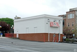 2033 Eastern Ave, Baltimore, MD for lease Building Photo- Image 2 of 4