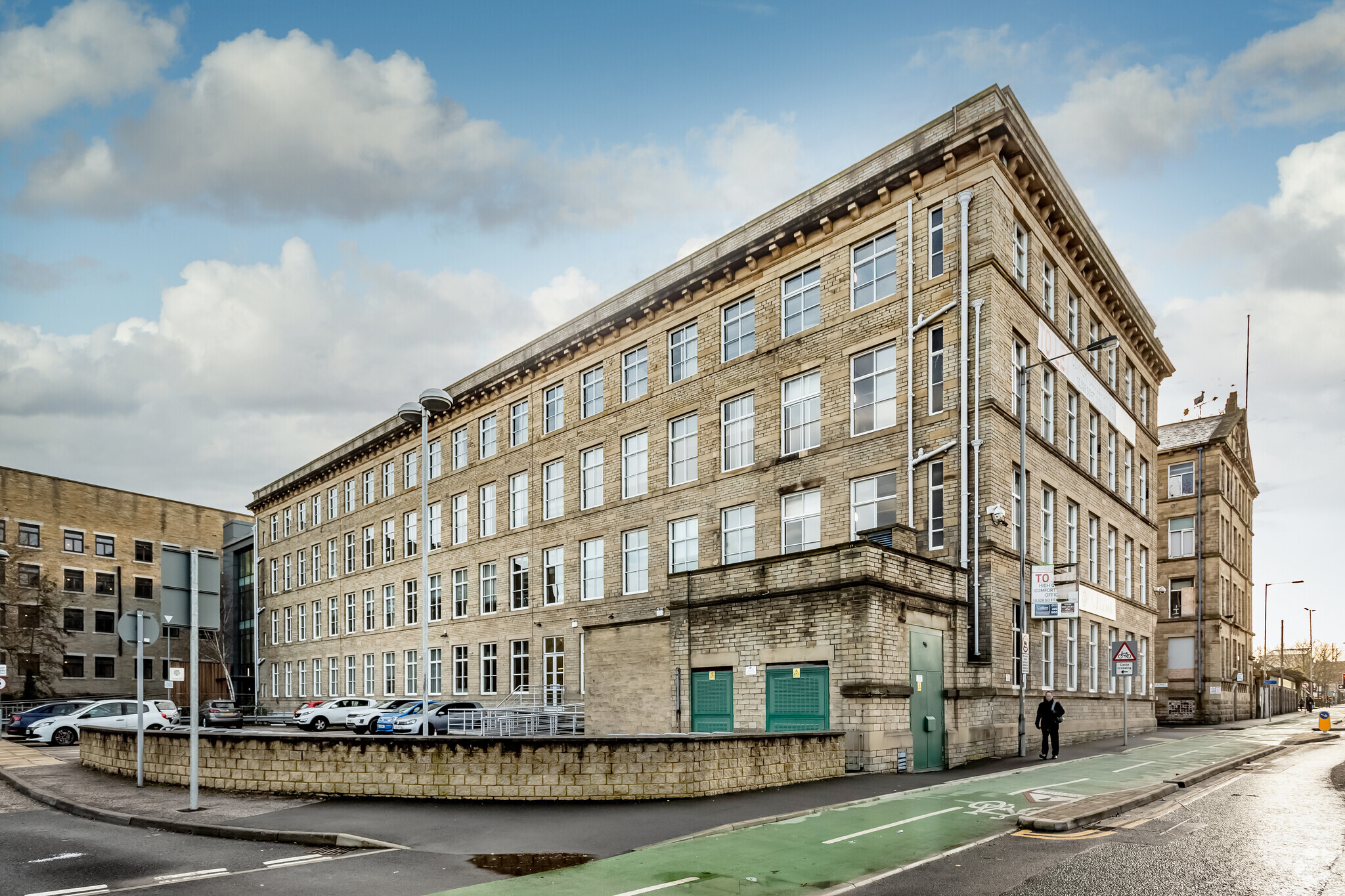 Valley Rd, Bradford for sale Primary Photo- Image 1 of 1