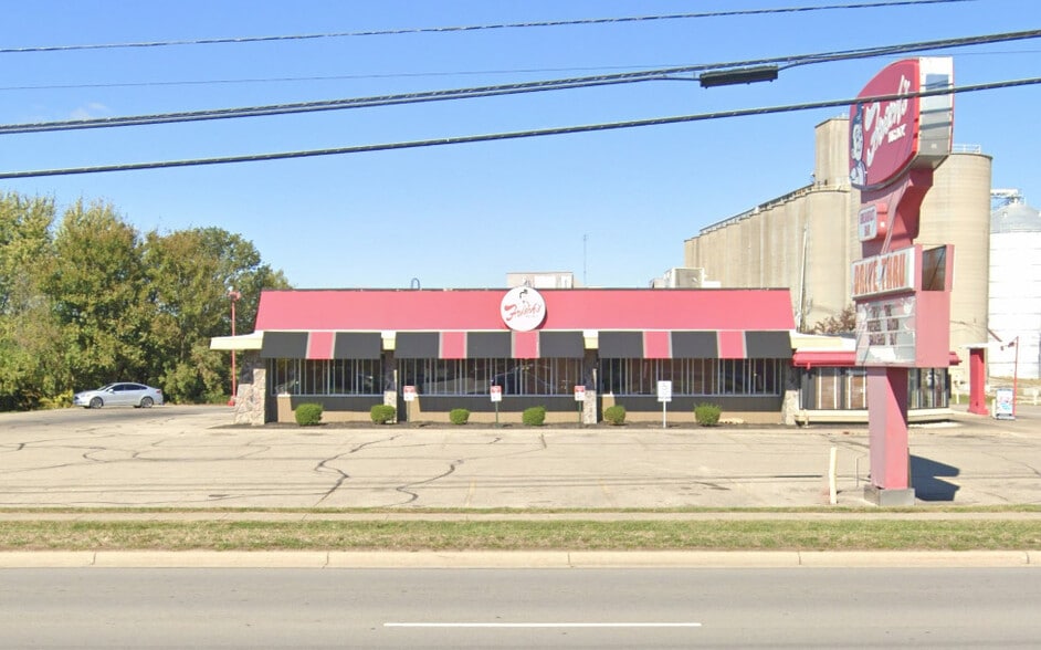 1341 Rombach Ave, Wilmington, OH for sale - Primary Photo - Image 1 of 1