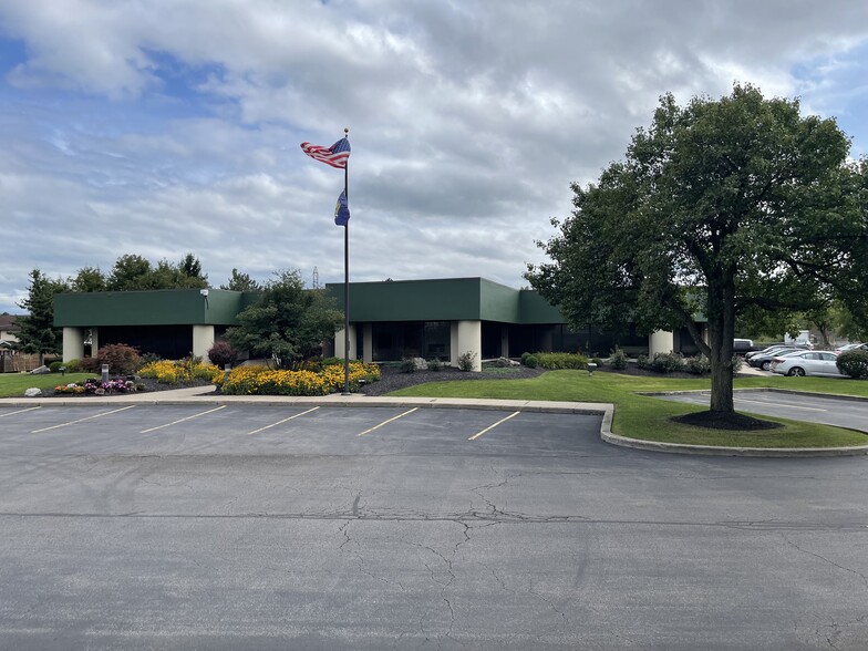 2595 Brighton Henrietta Town L Rd, Rochester, NY for lease - Building Photo - Image 3 of 11