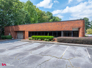 3100 Medlock Bridge Rd, Peachtree Corners, GA for lease Building Photo- Image 2 of 7