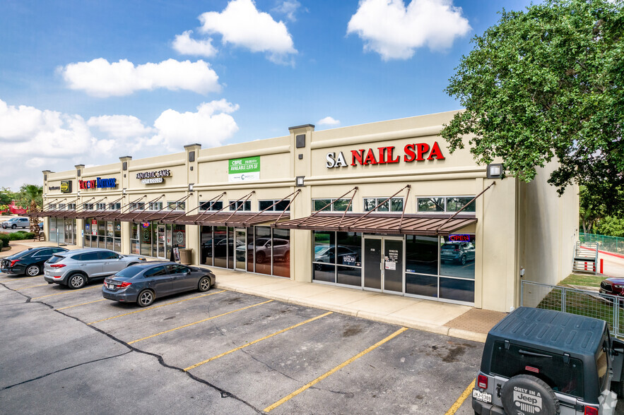 17700 San Pedro Ave, San Antonio, TX for lease - Building Photo - Image 2 of 9