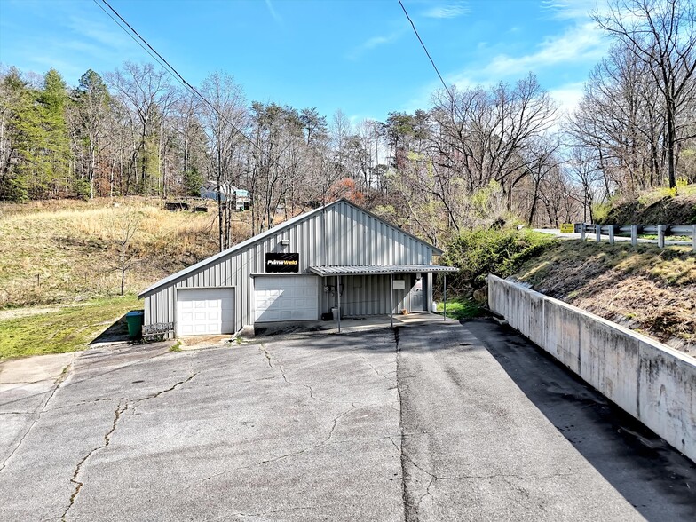 2125 Myers Chapel Rd, Hayesville, NC for sale - Building Photo - Image 2 of 23