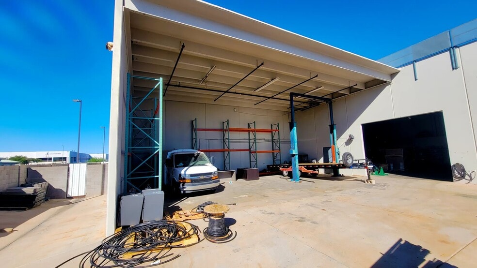 1913 N Rosemont, Mesa, AZ for sale - Building Photo - Image 3 of 11