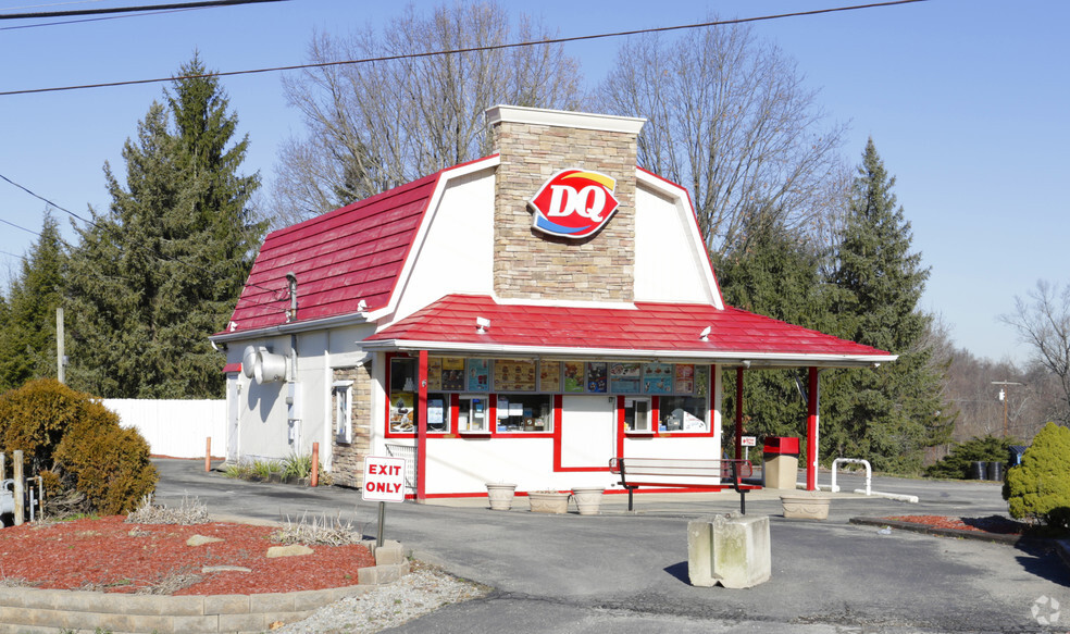 Dairy Queen Portfolio portfolio of 3 properties for sale on LoopNet.com - Primary Photo - Image 3 of 3