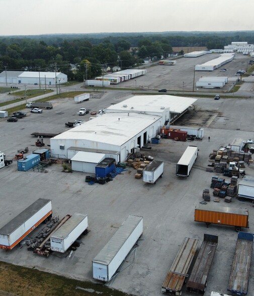 5050 N 13th St, Terre Haute, IN for lease - Building Photo - Image 1 of 5