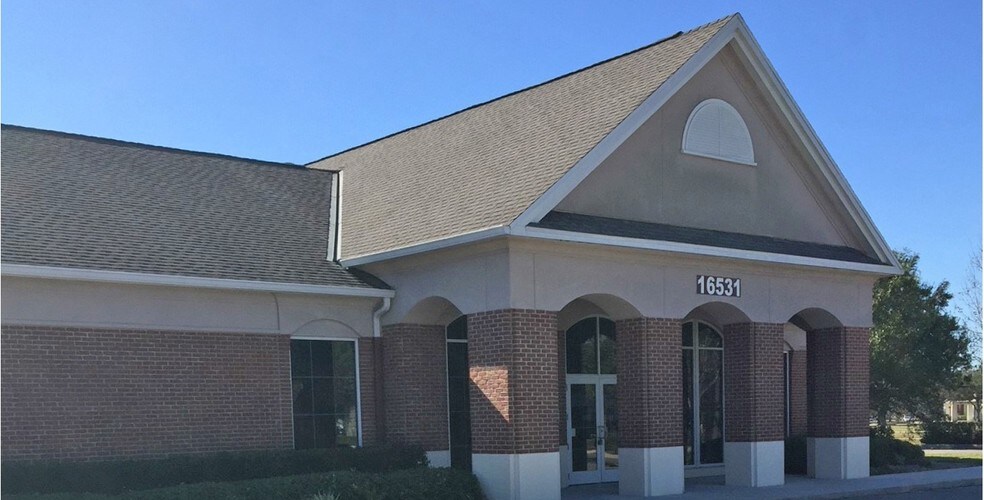 16531 Fishhawk Blvd, Lithia, FL for sale - Primary Photo - Image 1 of 1