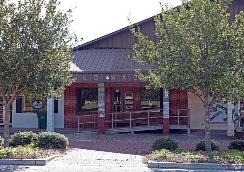 1544 Main St, Turbeville, SC 29162