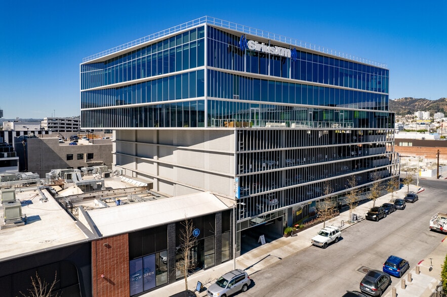 953 N Sycamore Ave, Los Angeles, CA for lease - Building Photo - Image 2 of 3