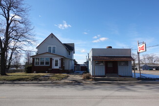 More details for 714 S Henderson St, Galesburg, IL - Retail for Sale