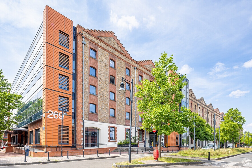 26 Avenue Des Chemins De Fer Industriels, Aubervilliers for lease - Primary Photo - Image 1 of 4