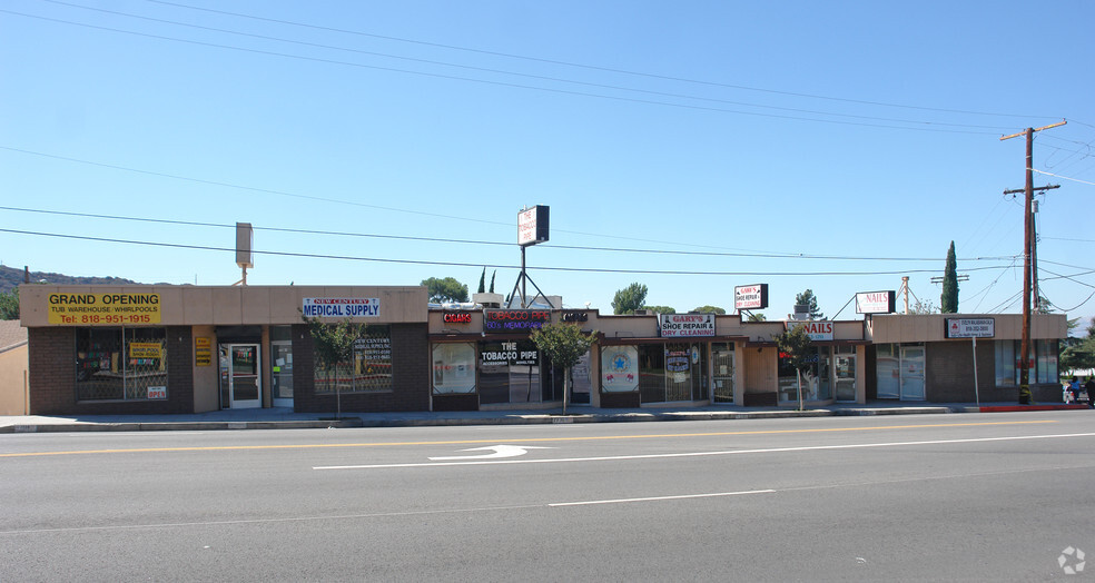 7728-7738 Foothill Blvd, Tujunga, CA 91042 | LoopNet