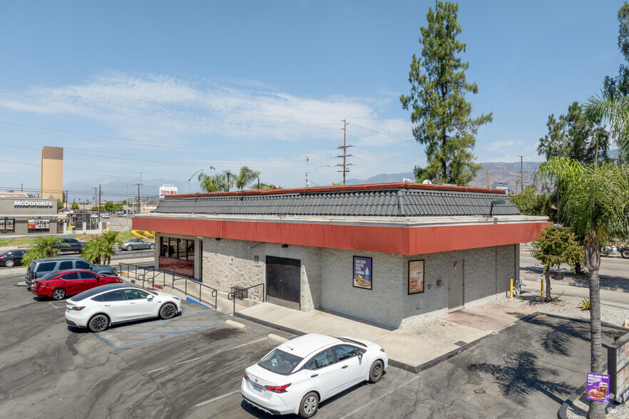 1605 E Highland Ave, San Bernardino, CA for sale - Building Photo - Image 3 of 13