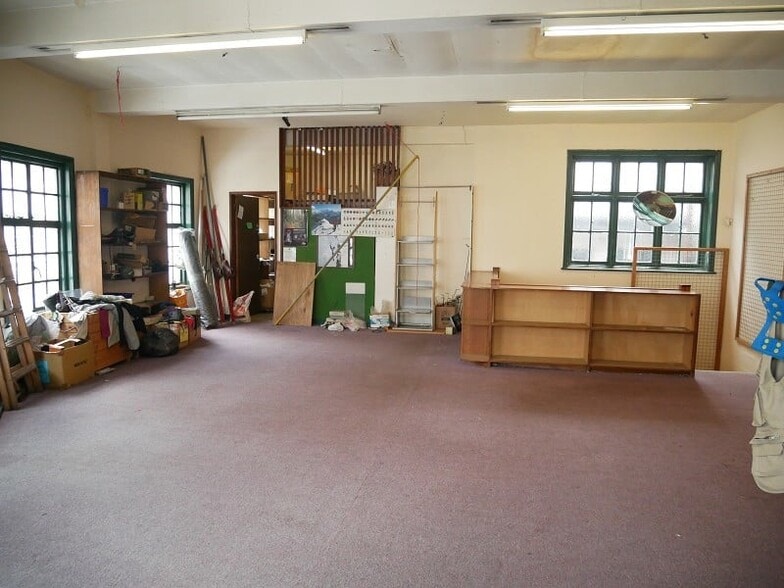 Ship Street & 5 Wheat Street portfolio of 2 properties for sale on LoopNet.com - Interior Photo - Image 2 of 7